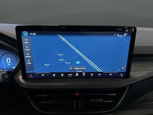 Certified 2023 Ford Escape Platinum image 9