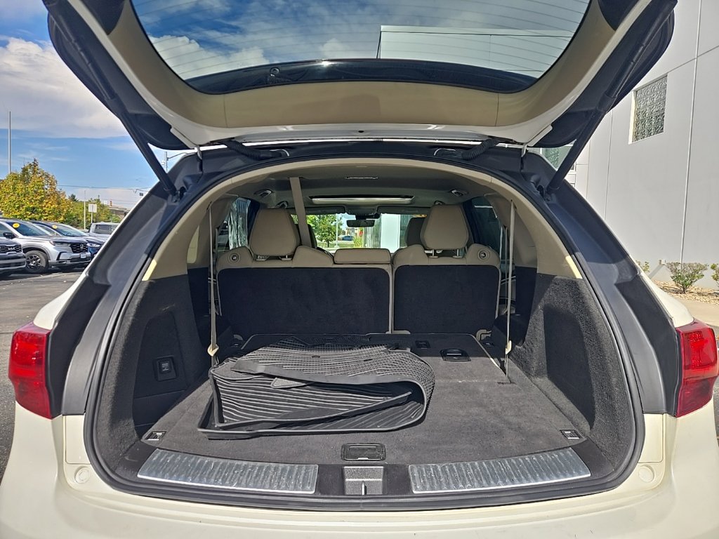 Used 2016 Acura MDX w/ Technology Package AWD/4WD image 15