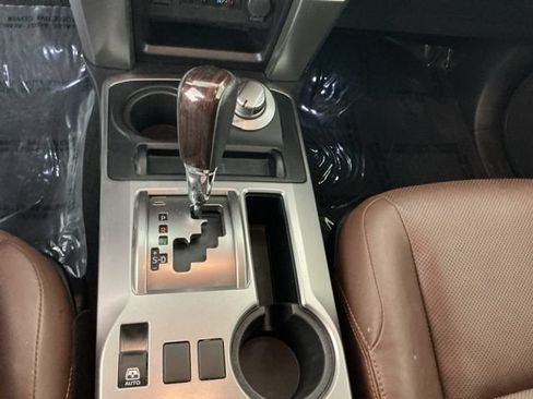 Used 2023 Toyota 4Runner Limited AWD/4WD image 21