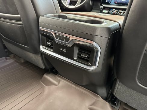 Used 2022 GMC Sierra 1500 Denali Ultimate AWD/4WD image 48