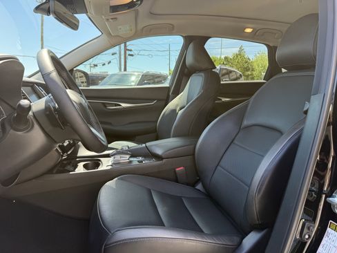 Certified 2025 INFINITI QX50 Luxe image 12