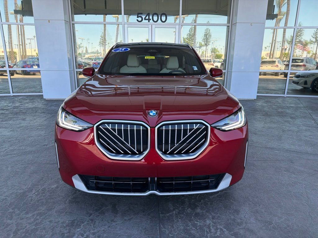 Used 2025 BMW X3 xDrive30i w/ Convenience Package AWD/4WD image 2