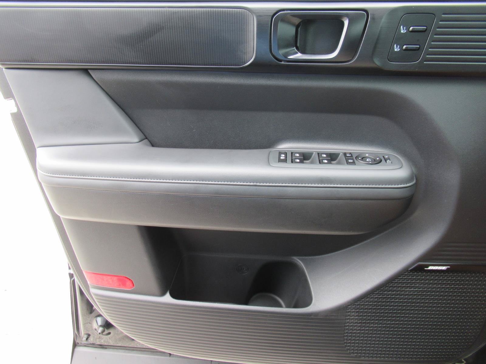 Used 2024 Hyundai Santa Fe Calligraphy FWD image 21