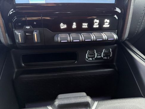 Used 2022 RAM 2500 Power Wagon image 38