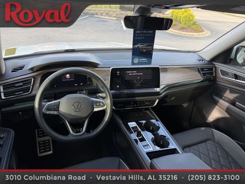 Certified 2026 Volkswagen Atlas SEL Premium R-Line AWD/4WD image 18
