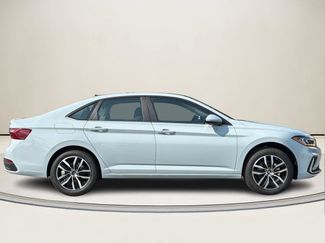 New 2026 Volkswagen Jetta SE FWD video 2