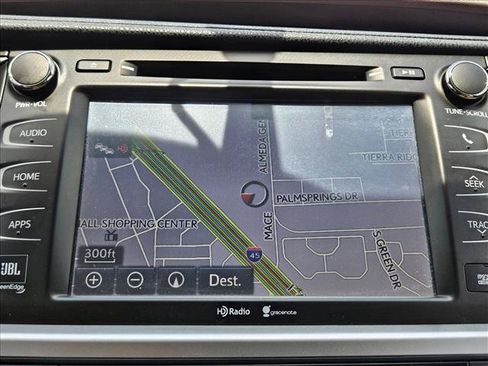 Used 2015 Toyota Highlander Limited FWD image 12