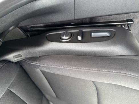 Used 2023 Chevrolet Malibu LT image 15