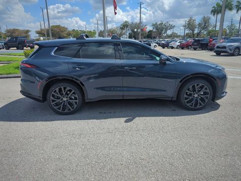 New 2026 Toyota Crown Signia image 4