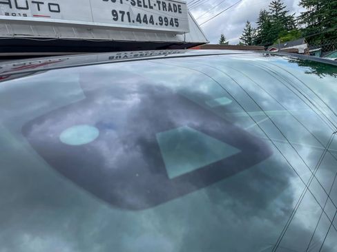 Used 2020 Ford Fusion SE FWD image 40