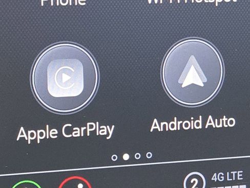 Used 2021 GMC Sierra 1500 SLT w/ SLT Convenience Package image 4