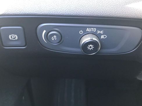 Used 2019 Buick Enclave Avenir w/ Avenir Technology Package AWD/4WD image 20