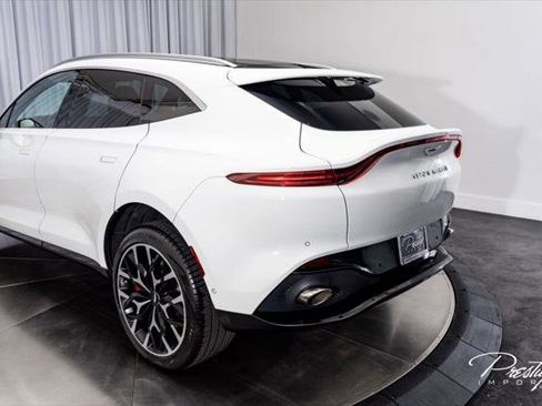 Used 2021 Aston Martin DBX AWD/4WD image 15