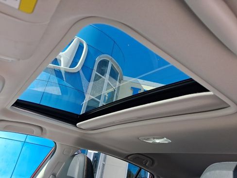 Used 2018 Subaru Crosstrek 2.0i Limited image 17