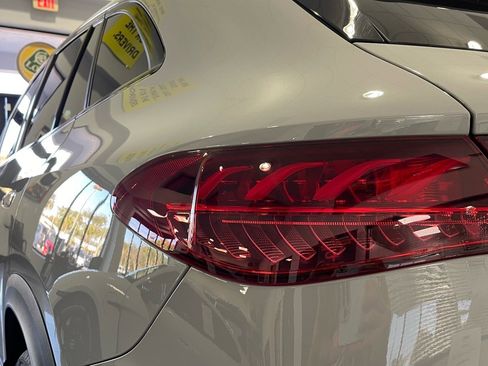 Used 2023 Mercedes-Benz EQE 350+ SUV w/ Pinnacle Trim Package image 15