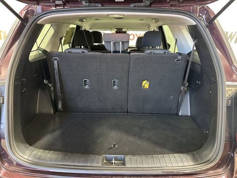 Used 2024 Hyundai Palisade SE image 16