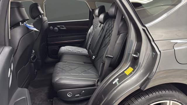 Used 2025 Genesis GV80 3.5T Prestige AWD/4WD image 24
