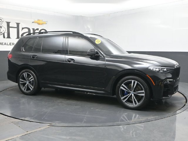 Used 2021 BMW X7 xDrive40i w/ M Sport Package AWD/4WD image 6