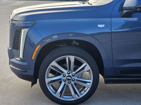 New 2026 Cadillac Escalade Sport w/ Touring Package AWD/4WD image 6