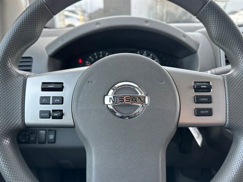 Used 2017 Nissan Frontier SV image 22