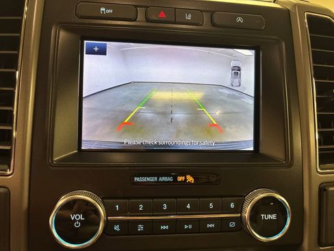 Used 2021 Ford Expedition Max XLT RWD image 41