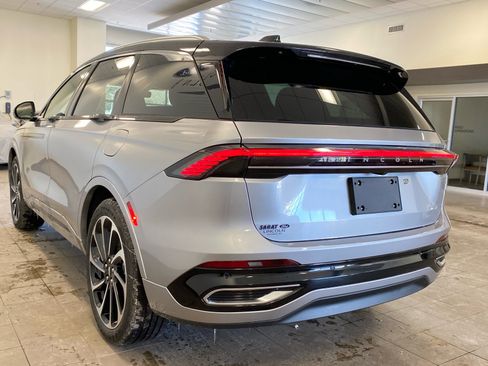 New 2026 Lincoln Nautilus Black Label image 5