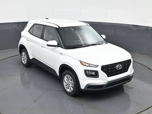 New 2026 Hyundai Venue SE FWD image 15