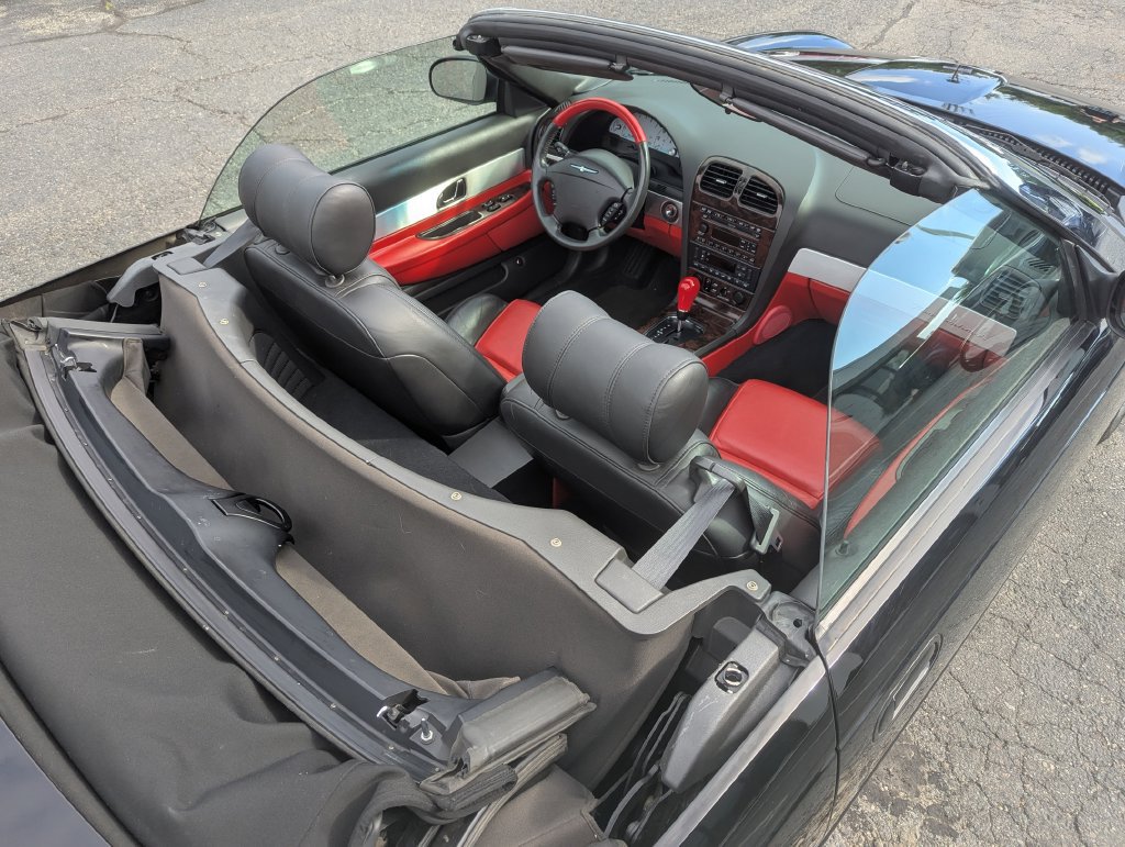 Used 2002 Ford Thunderbird RWD image 15