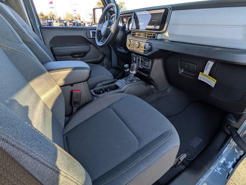 New 2026 Jeep Wrangler Sport AWD/4WD image 31