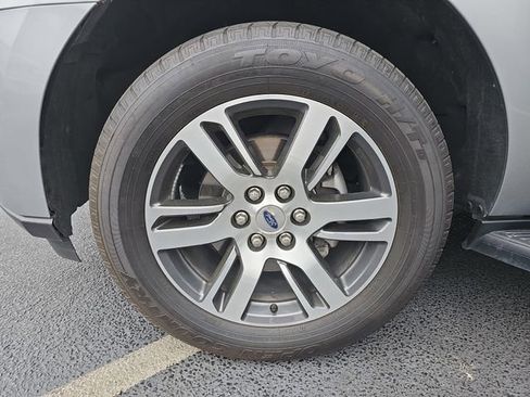 Used 2024 Ford Expedition Max Limited image 36