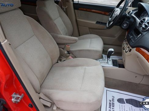 Used 2011 Chevrolet Aveo LT image 23