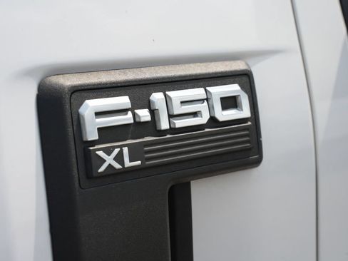 Used 2022 Ford F150 XL w/ Equipment Group 101A High RWD image 15