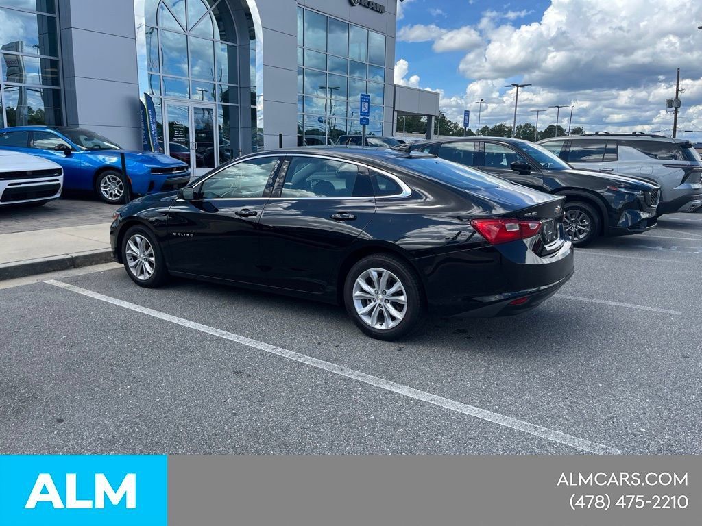 Used 2025 Chevrolet Malibu LT FWD image 7