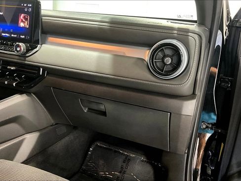 Used 2024 Chevrolet Colorado LT w/ LT Convenience Package II image 19