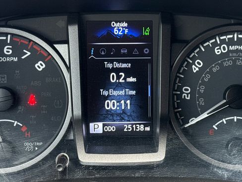 Used 2023 Toyota Tacoma TRD Off-Road w/ TRD Premium Off Road Package image 26