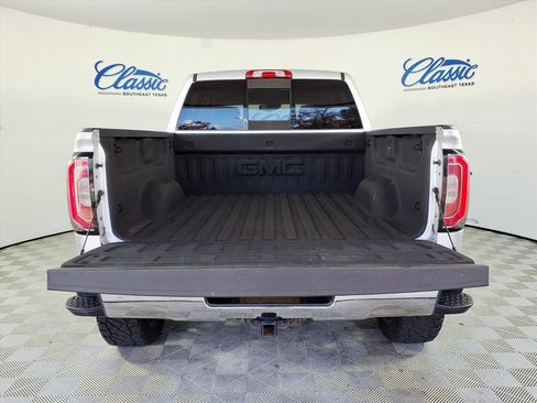 Used 2017 GMC Sierra 1500 SLT image 5