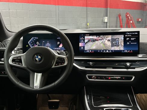 Used 2026 BMW X5 sDrive40i w/ Executive Package RWD image 30