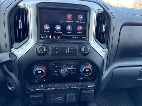 Used 2020 Chevrolet Silverado 1500 LT Trail Boss image 14