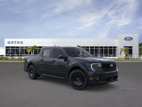 New 2026 Ford Maverick Lobo AWD/4WD image 7