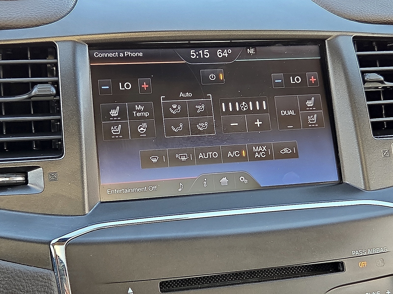 Used 2013 Lincoln MKS FWD image 19