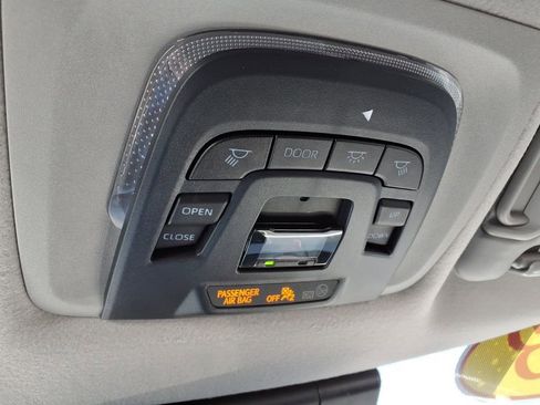 Certified 2023 Toyota Corolla Cross XLE w/ Convenience Package image 14