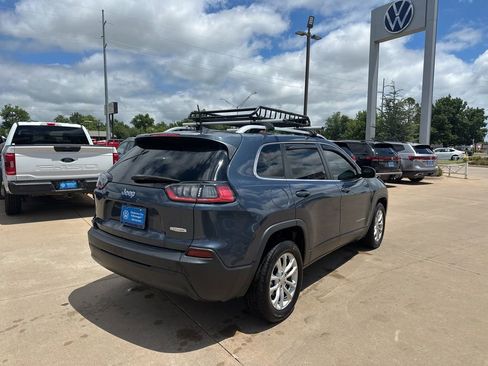 Used 2019 Jeep Cherokee Latitude w/ Popular Appearance Group FWD image 5