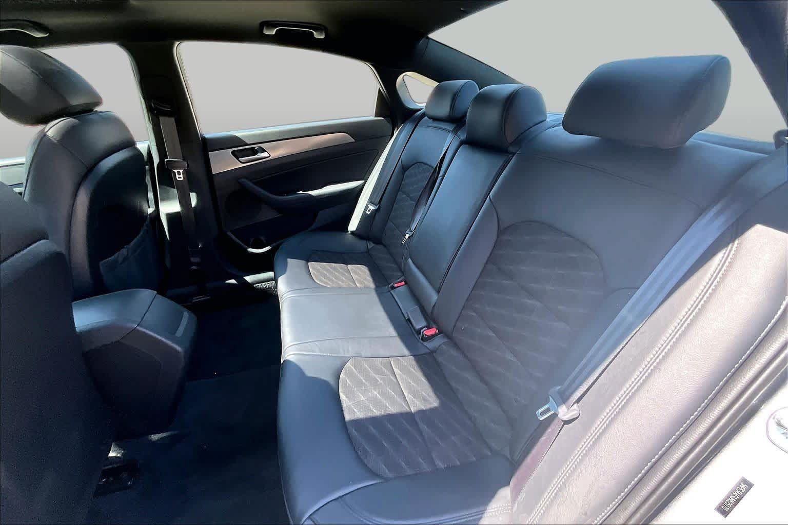 Used 2018 Hyundai Sonata Sport FWD image 17