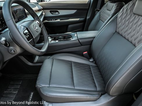 Used 2025 Nissan Murano Platinum w/ Cargo Package image 24