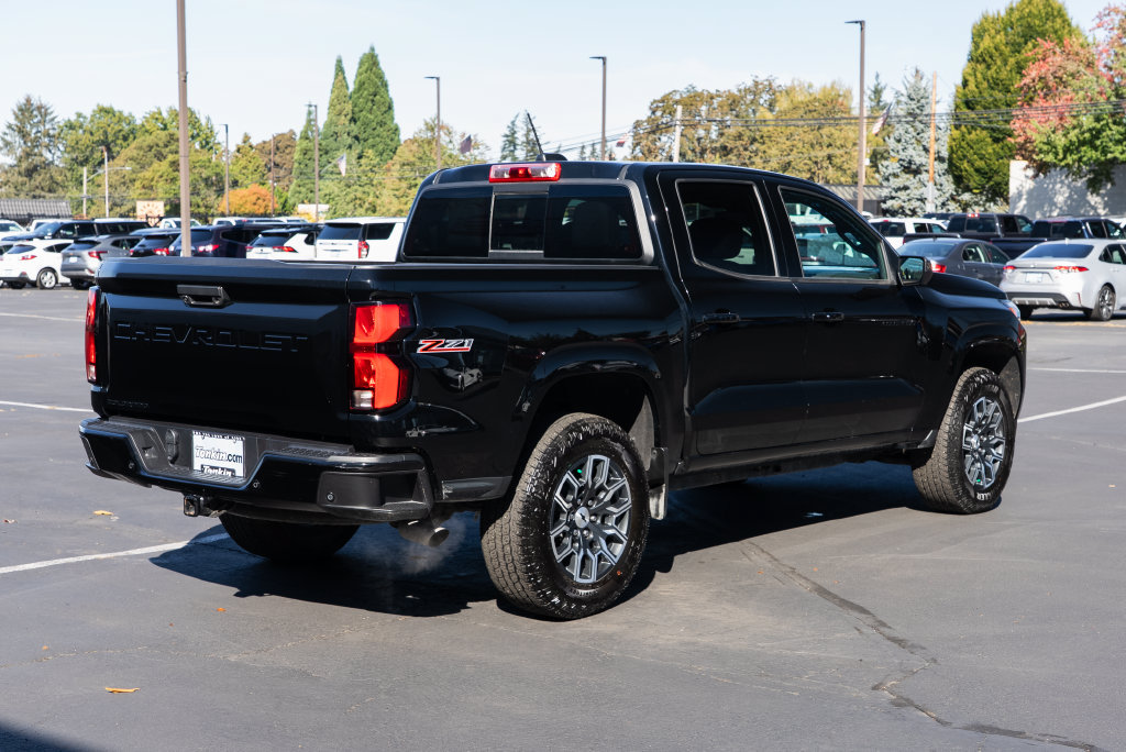 Used 2024 Chevrolet Colorado Z71 w/ Z71 Convenience Package 2 AWD/4WD image 6