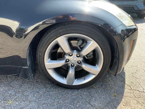 Used 2008 Nissan 350Z Touring RWD image 33