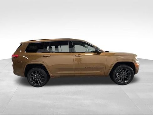 New 2026 Jeep Grand Cherokee L Limited AWD/4WD image 5