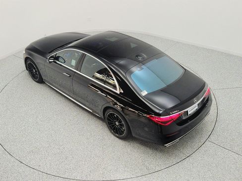 New 2026 Mercedes-Benz S 580e 4MATIC Sedan image 22