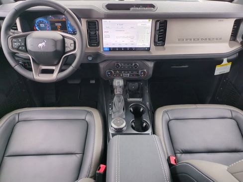 New 2026 Ford Bronco Outer Banks image 20