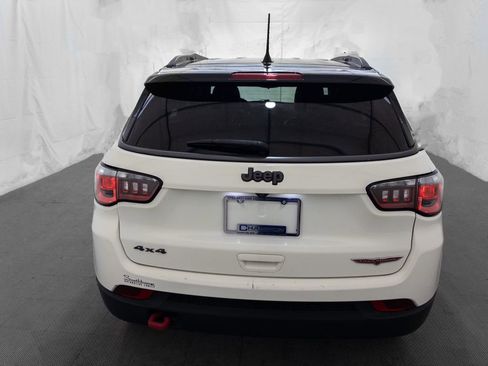 Used 2018 Jeep Compass Trailhawk image 5